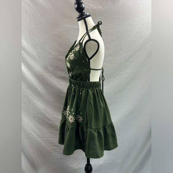 Boho Floral Embroidered Deep V-Neck Dress Green - Picture 10 of 10